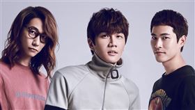 宇宙人/必應創造提供