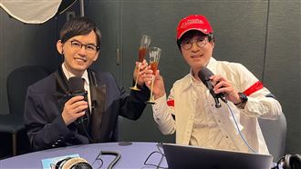 黃子佼獻唱屋簷下主體曲　感動張小燕