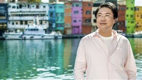 林右昌晚間在臉書火力全開，發文第一句就是痛罵「柯市長是得了政治失憶症了嗎？！」（圖／翻攝自林右昌臉書）