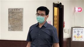 台開內線交易更五審  趙建銘出庭纏訟多年的台開內線交易案，台灣高等法院更五審13日開庭，被告前總統陳水扁女婿趙建銘（圖）出庭。中央社記者劉世怡攝  109年8月13日