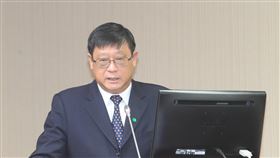 各縣市焚化爐垃圾處理　張子敬：有私下協調環保署長張子敬7日表示，對於各縣市焚化爐垃圾處理，調度上需尊重地方民意機關的意見，縣市間也需要遵守互惠原則，環保署雖沒有經過法規強制調度，但都有私下協調、協助。中央社記者吳家昇攝　109年12月7日