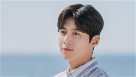 《海岸村恰恰恰》金宣虎。（圖／Netflix提供）