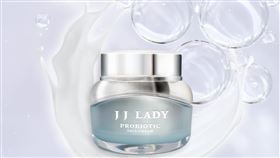 嬌嬌女,拍拍微導逆時霜,抗老,保濕,緊實／截自官網（業配勿用）