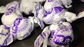 她吃蜜餞有這習慣…遭惡婆婆整包拿走　劇情神展開全場解氣（圖／翻攝自爆廢公社二館）