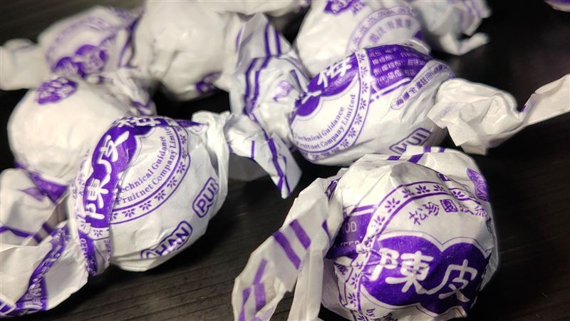 搶走整包蜜餞　她這習慣惡婆婆GG了