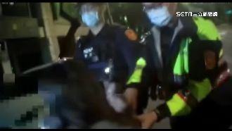 孕婦攔車大鬧街頭　警安撫遭辱罵