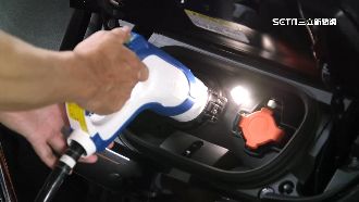 世界首座！電動機車電池交換站亮相