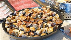 涮樂和牛。（圖／業者提供）