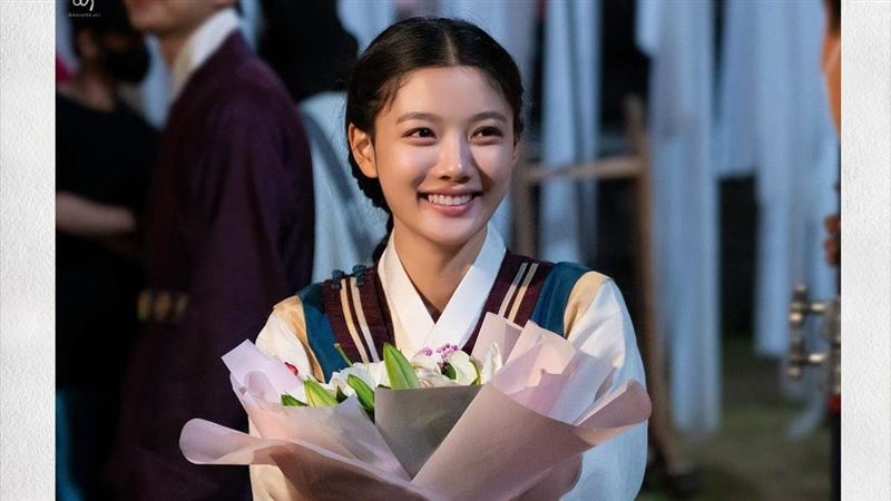 古裝女神美照曝光！金裕貞甜蜜情歸他