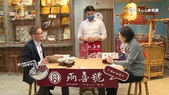 跟著小英登外媒專訪　老店：莫大榮幸