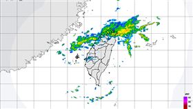 未來一周都會受到東北風影響，尤其迎風面雲量偏多，台灣多半會呈現「東雨西晴」的情況。（圖／翻攝自氣象局）