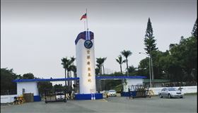 空軍基地,大樓新建,意外,墜落