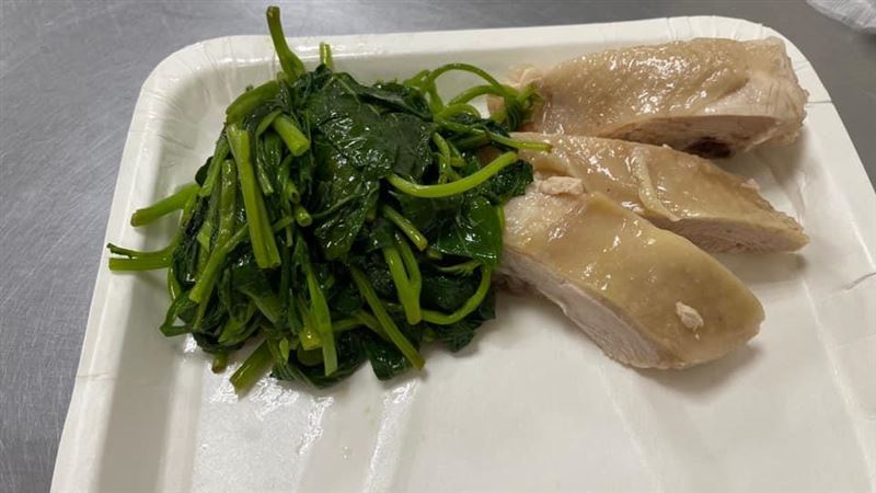 自助餐夾1肉1菜95元！理由他傻眼