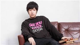 五月天主唱阿信曾盛讚他們為天才。（圖／翻攝自五月天阿信IG）