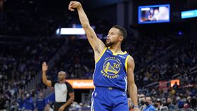 ▲柯瑞（Stephen Curry）第三節得15分比下雷霆全隊單節得分。（圖／美聯社／達志影像）