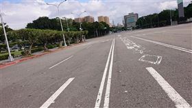 藍營夜宿凱道第2天！民眾直擊「人潮全散」笑翻：很掉漆耶（圖／翻攝自陳子瑜臉書）