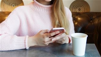 咖啡,網紅,直播,自拍,直播主,辣妹,手機,咖啡廳,視訊,pixabay