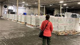 蕭美琴說，再次看到華航載著美國人的愛心，第二批150萬劑的莫德納疫苗往台灣飛去，內心有許多感動。（圖／翻攝自蕭美琴臉書）