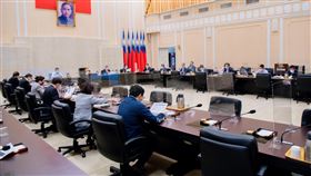 行政院長蘇貞昌今（1）日召開擴大防疫會議。（圖／行政院提供)