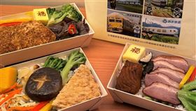 台日鐵道聯名便當台鐵慶祝與日本鐵道締結姊妹車站，開發「菇菇時蔬炊飯」、「近江燒鴨炊飯」、「秩父草鞋豬排便當」3款台日聯名旅味便當。（台鐵提供）中央社記者汪淑芬傳真  110年11月1日
