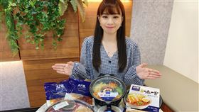 期間在全家購買大戶屋系列聯名鮮食，可以10元優惠加購伊藤園系列指定茶飲，加碼贈送市值190元大戶屋內用獨家優惠（圖／全家國際餐飲提供）