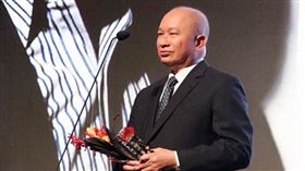 網友猜測手鐲是吳宇森送的。（圖／翻攝自微博）