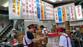 縣府統計迄今約5個月，科技執法開出共7153張罰單，其中在公正街包子前開出3000多張。