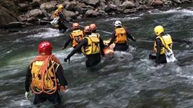 復興鄉,釣客,落水,（圖／翻攝畫面）