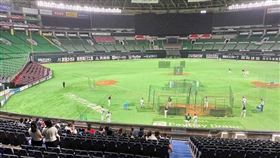 ▲軟銀鷹球季結束一軍在11月1日於福岡巨蛋訓練。（圖／取自軟銀鷹FB）