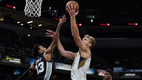 ▲沙波尼斯（Domantas Sabonis）24分13籃板，溜馬中止4連敗。（圖／美聯社／達志影像）