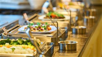 外送接單驚見「陪吃晶華buffet」他傻眼了