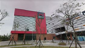 ▲美麗新淡海影城主張因疫情影響，營收大減。（圖／翻攝自Google Map）