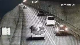 L雪隧龜速車2400