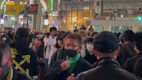 「小丑」砍人前驚現澀谷！他意外拍到1畫面　網友毛骨悚然（圖／翻攝自Шамов Дмитрий YouTube）