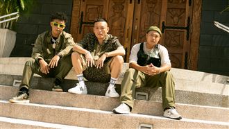 玖壹壹春風解放了　大玩「變性」遊戲