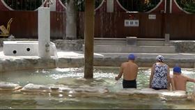  ▲11月2號起，民眾不用戴口罩就能享受疫情後泡湯的樂趣，但還是需要自我保護，保持跟陌生人的距離（圖／資料照）