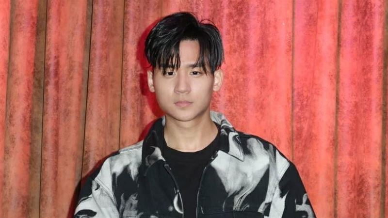遭強行拖到廁所　男星帶刀護身下場曝