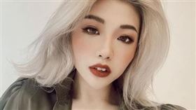 御姐強尼（圖／翻攝自御姐強尼IG）