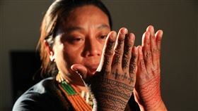 《阿查依蘭的呼喚》紀錄一位單親媽媽廖莉華頭目的生命故事。（圖／牽猴子提供）