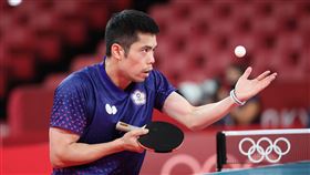 體育運動精英獎  「桌球教父」莊智淵獲特別獎「桌球教父」莊智淵今年第5度征戰奧運，率男團前進8強，並在亞錦賽拿下男團、男單銀牌，體育署4日公布體育運動精英獎入圍名單，莊智淵榮獲「特別獎」肯定。（體育署提供）中央社記者黃巧雯傳真  110年11月4日