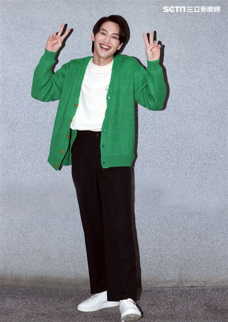 范少勳「比悲傷」三立新聞網專訪。（記者邱榮吉/攝影）