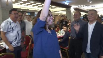 成立首後援會　林靜儀諷藍：還不出菜
