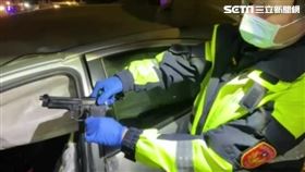 新北市,鶯歌,車禍,受困,槍枝,槍型打火機