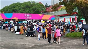 [問卦] 六福村這人潮怎麼回事的八卦。圖/批踢踢