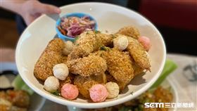 美式餐廳推出30週年限定6款口味炸雞翅。（圖／記者馮珮汶攝）