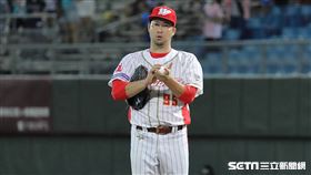 ▲味全龍終結者田澤純一。（圖／記者劉彥池攝影）