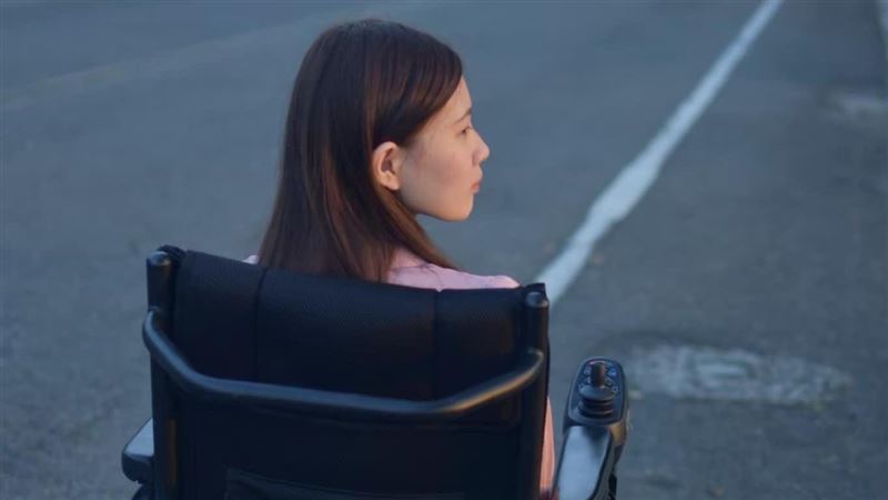 輪椅女孩搭公車遭刁難　台南司機慘了
