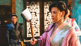 方馨,孟婆客棧,唐美雲,施易男,李千那。（民視提供