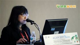 磁振造影精準的特性不僅用於定位腫瘤位置，王俐人教授指出，還有助於進行病理切片時更加準確，讓病人免於承受反覆手術的風險。