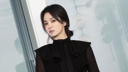 宋慧喬耍壞脫了　辣洩少女身材太驚人
